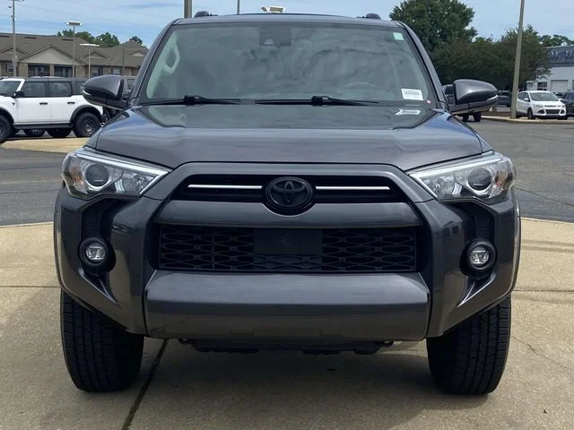Used 2022 Magnetic Gray Metallic Toyota SR5 Premium image 6