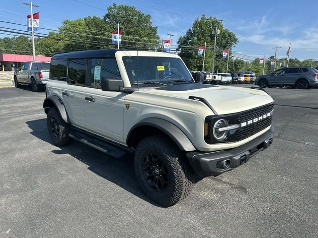 New 2026 Desert Sand Ford Badlands® image 10