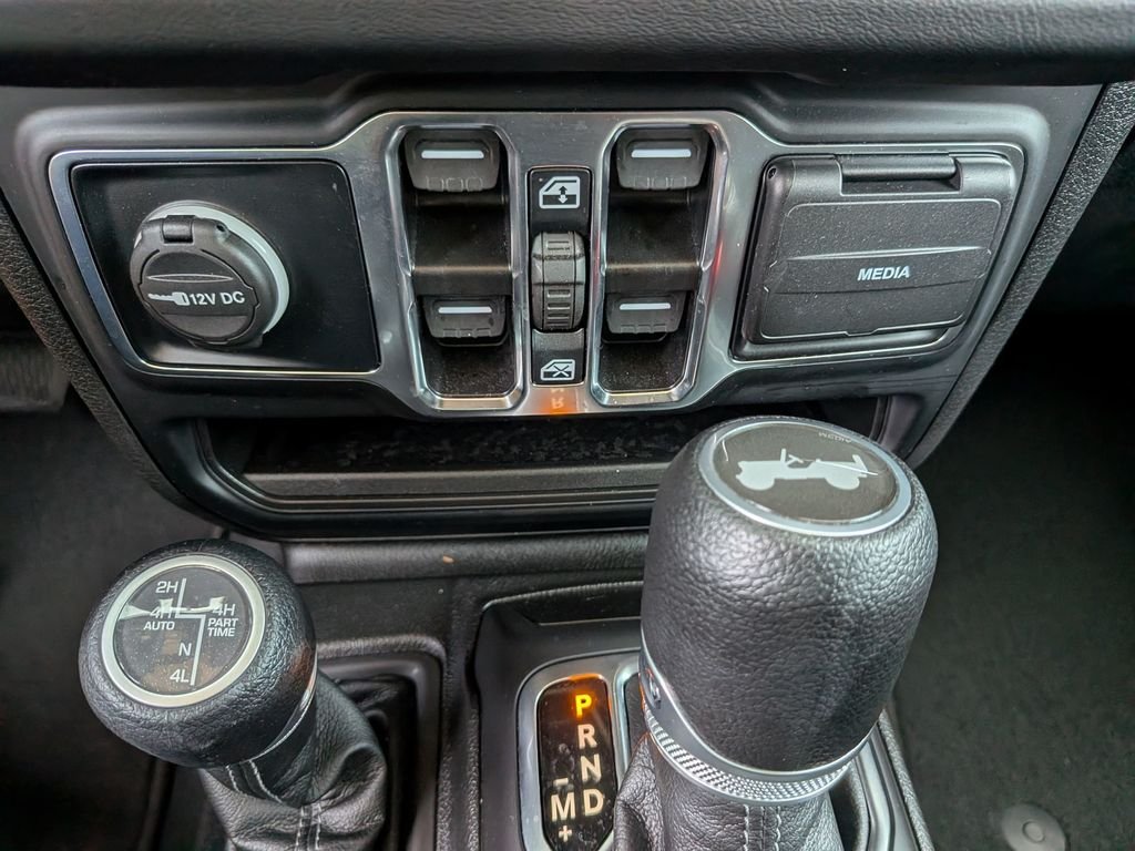 Used 2024 Gray Jeep Sahara 4xe image 20