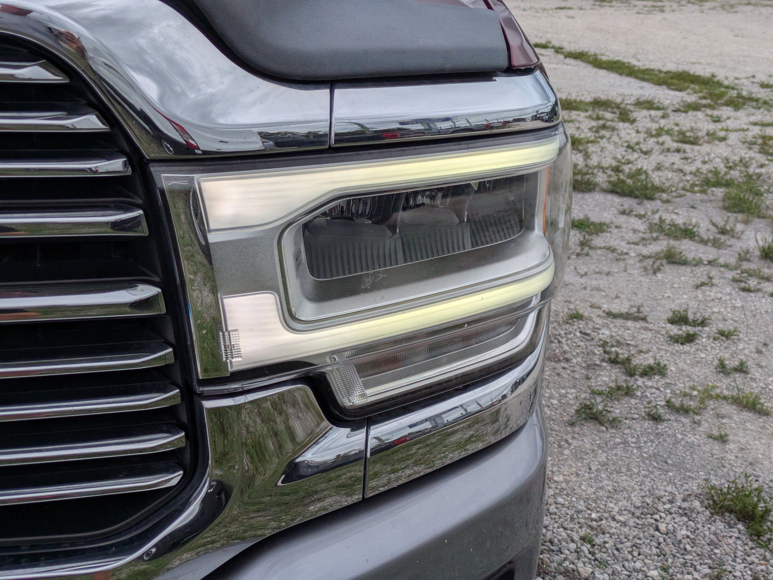 Used 2020 Delmonico Red Pearlcoat Ram Laramie image 9