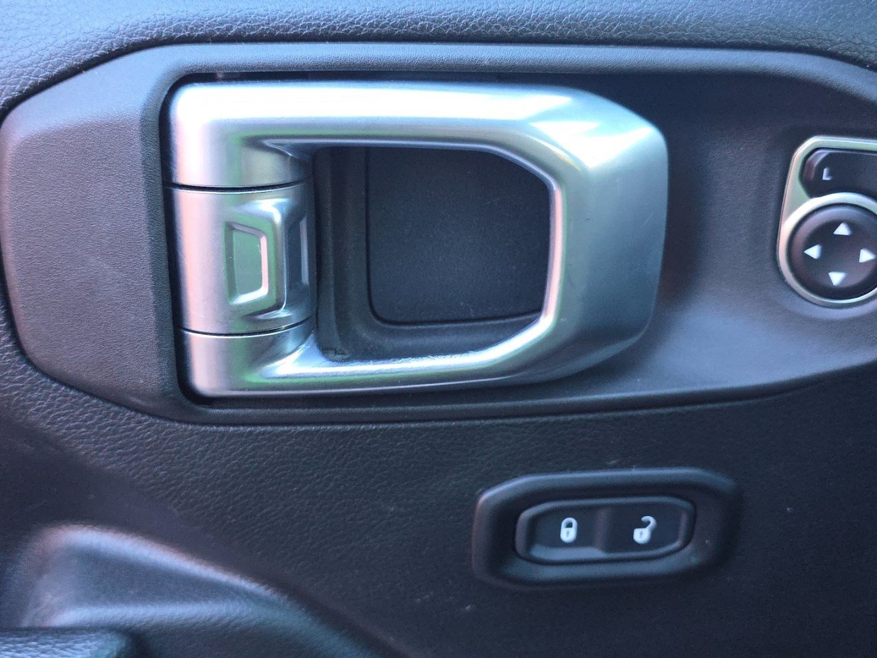Used 2023 Earl Clearcoat Jeep Willys image 50