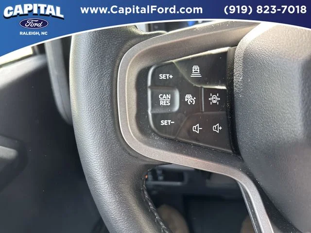 Used 2025 Gray Ford Badlands image 23