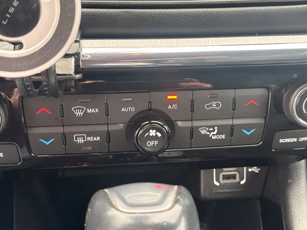 Used 2022 Black Jeep High Altitude image 20