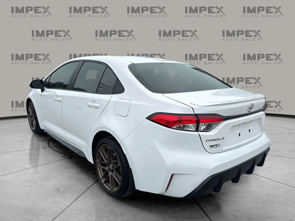 Used 2024 White Toyota SE image 3