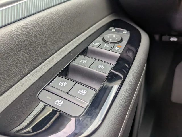 New 2027 Super Black Nissan Platinum image 29