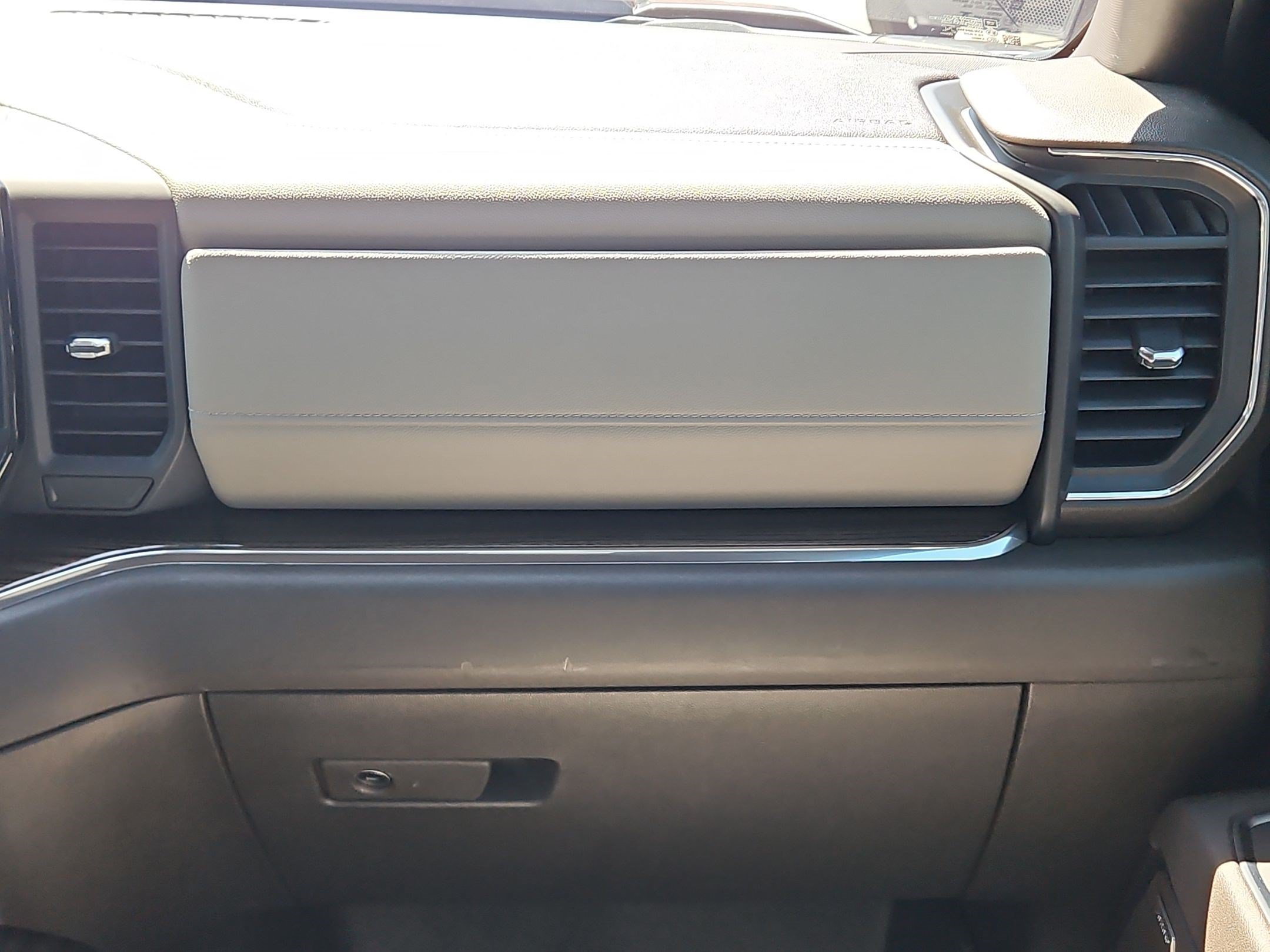 Used 2025 Sterling Gray Metallic Chevrolet LT Trail Boss image 30