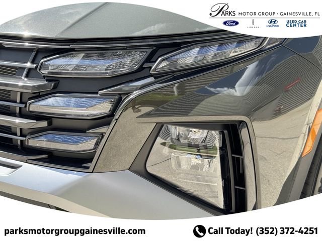 New 2025 Green Hyundai SEL image 7
