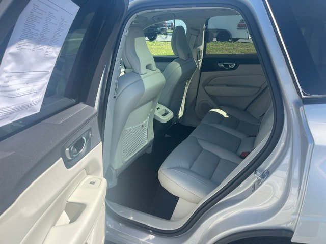 Used 2024 Silver Volvo Core Dark Theme image 7