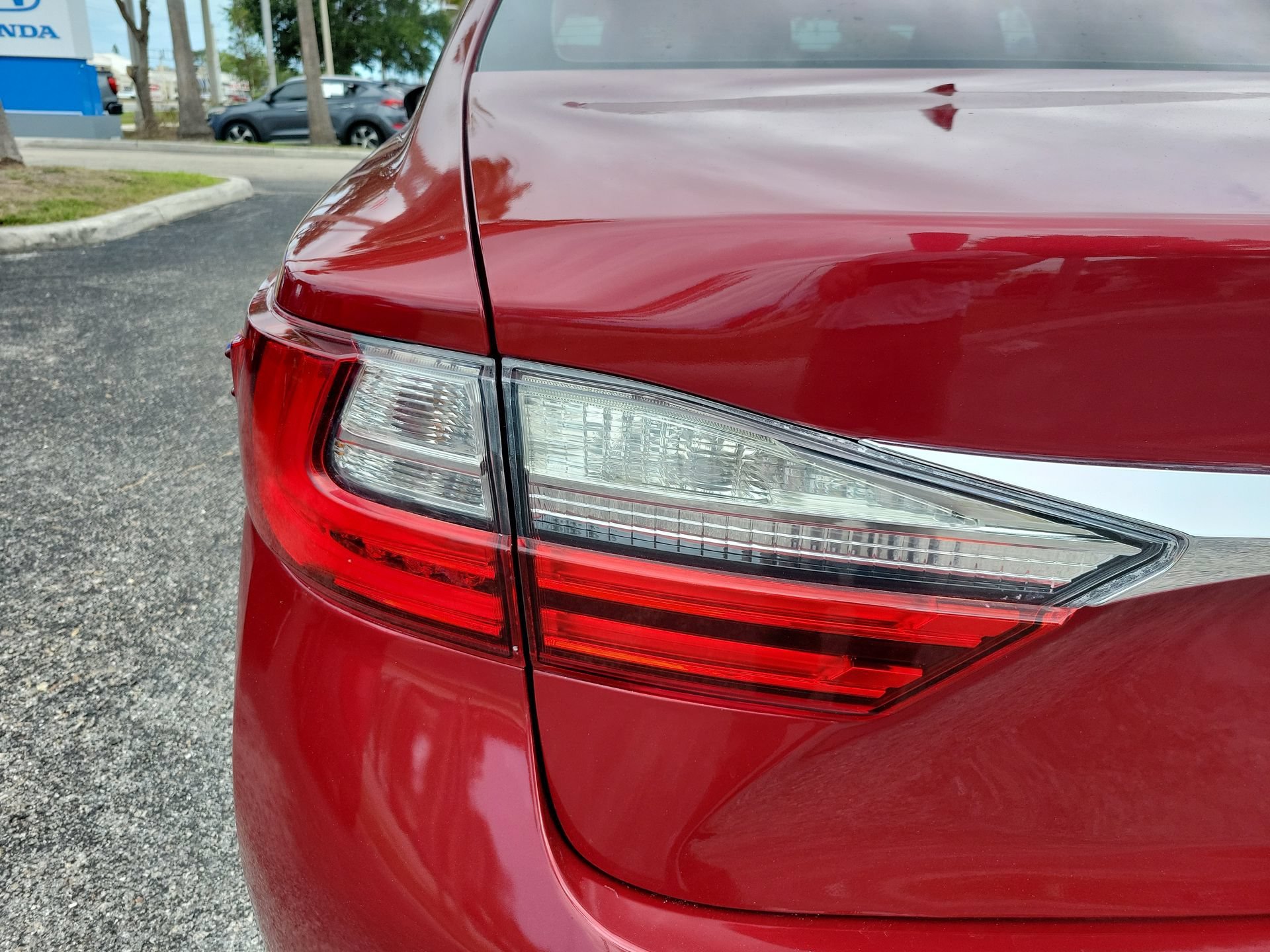Used 2016 Matador Red Mica Lexus 350 image 11
