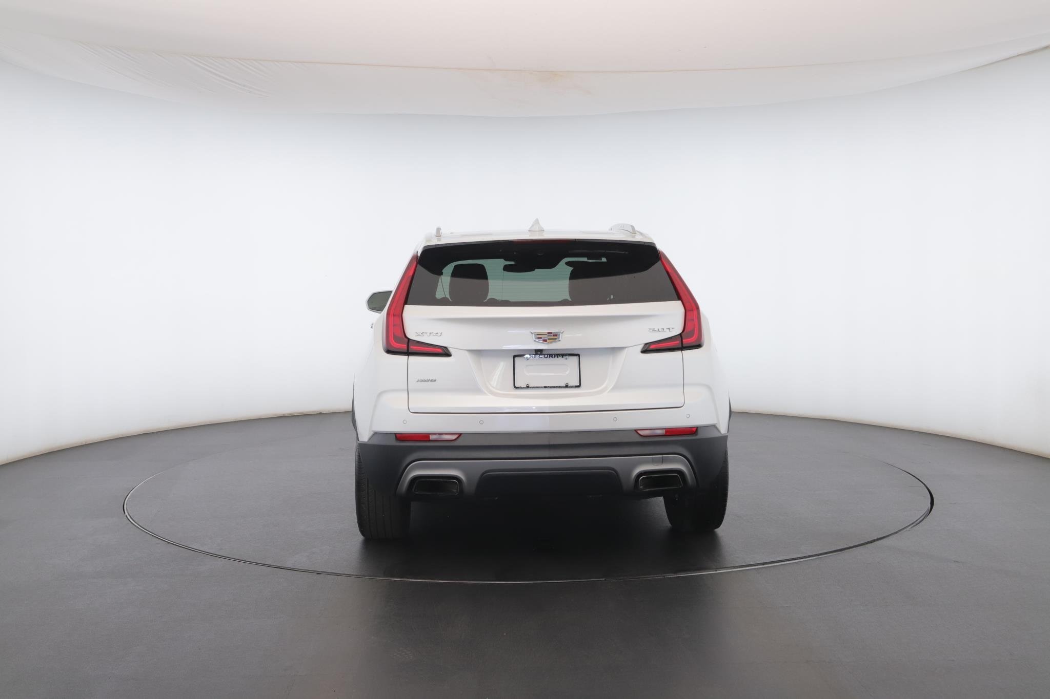 Used 2019 Crystal White Tricoat Cadillac Premium Luxury AWD image 23