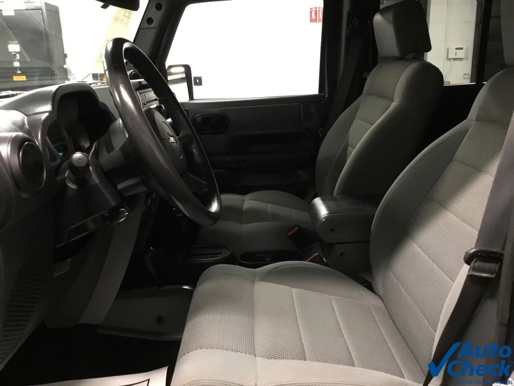 Used 2007 Blue Jeep Unlimited Sahara image 20