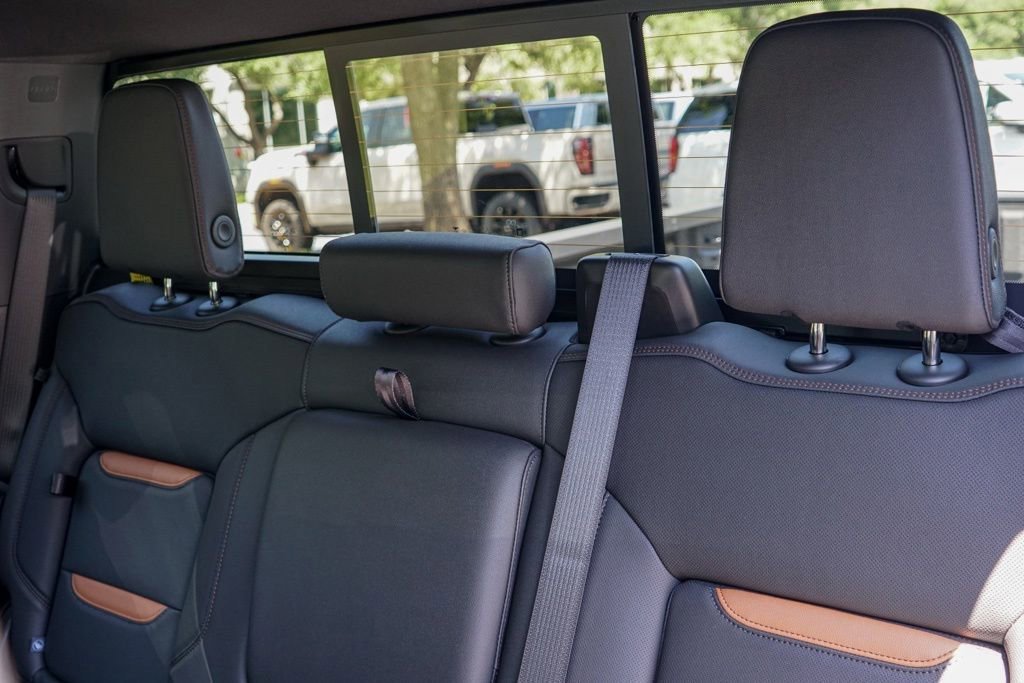 2026 GMC Sierra 2500HD AT4 - Photo 20