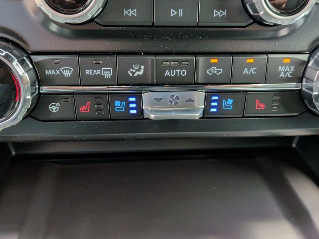 New 2026 Star White Metallic Tri-Coat Ford F-250® Platinum® image 29