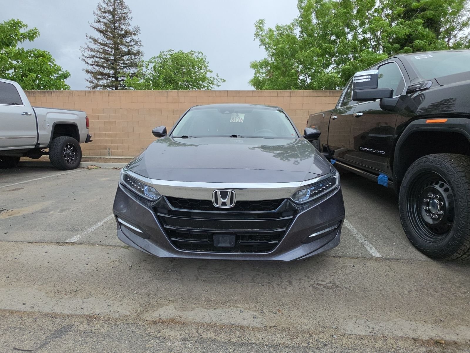 2018 Honda Accord Hybrid Base photo 2