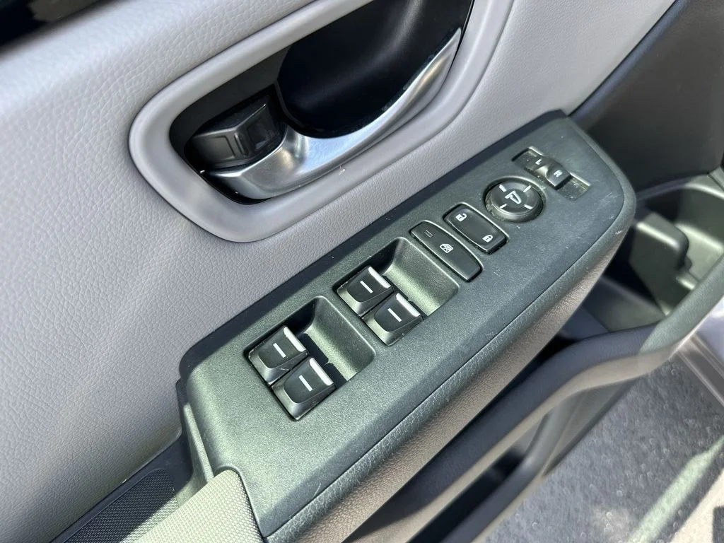 Used 2023 Gray Honda LX image 19