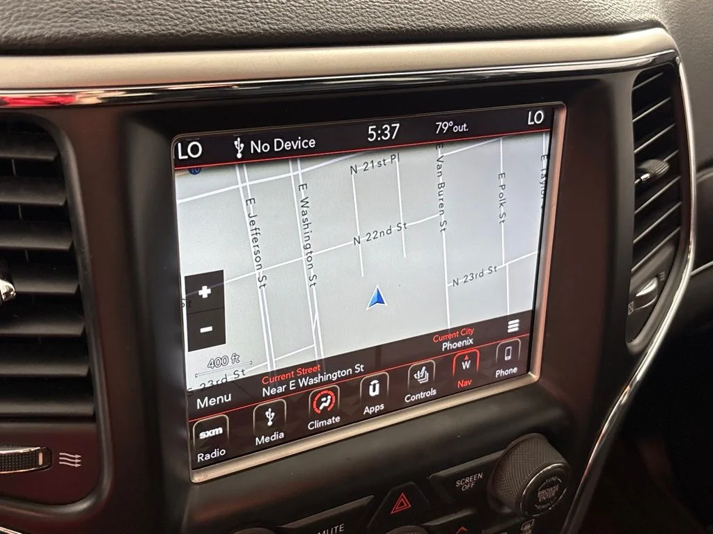 Used 2018 Gray Jeep Limited image 45