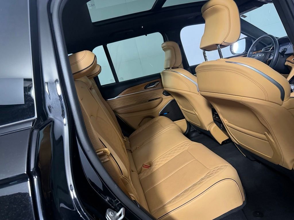 Used 2022 Black Jeep Summit Reserve image 26