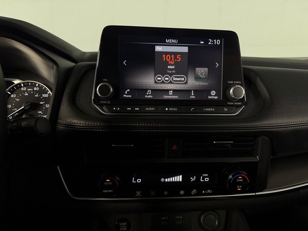 2025 Nissan Rogue SV - Photo 17