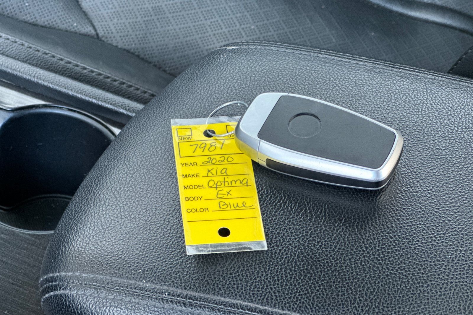 Used 2020 Blue Kia EX image 31
