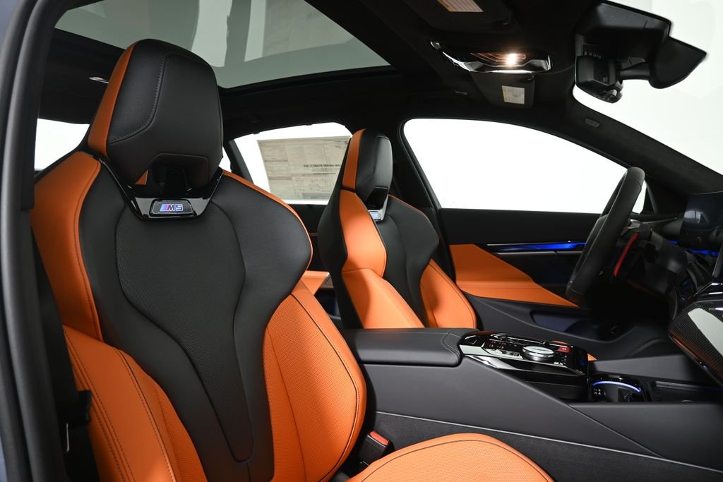 New 2026 Storm Bay Metallic BMW Base image 35