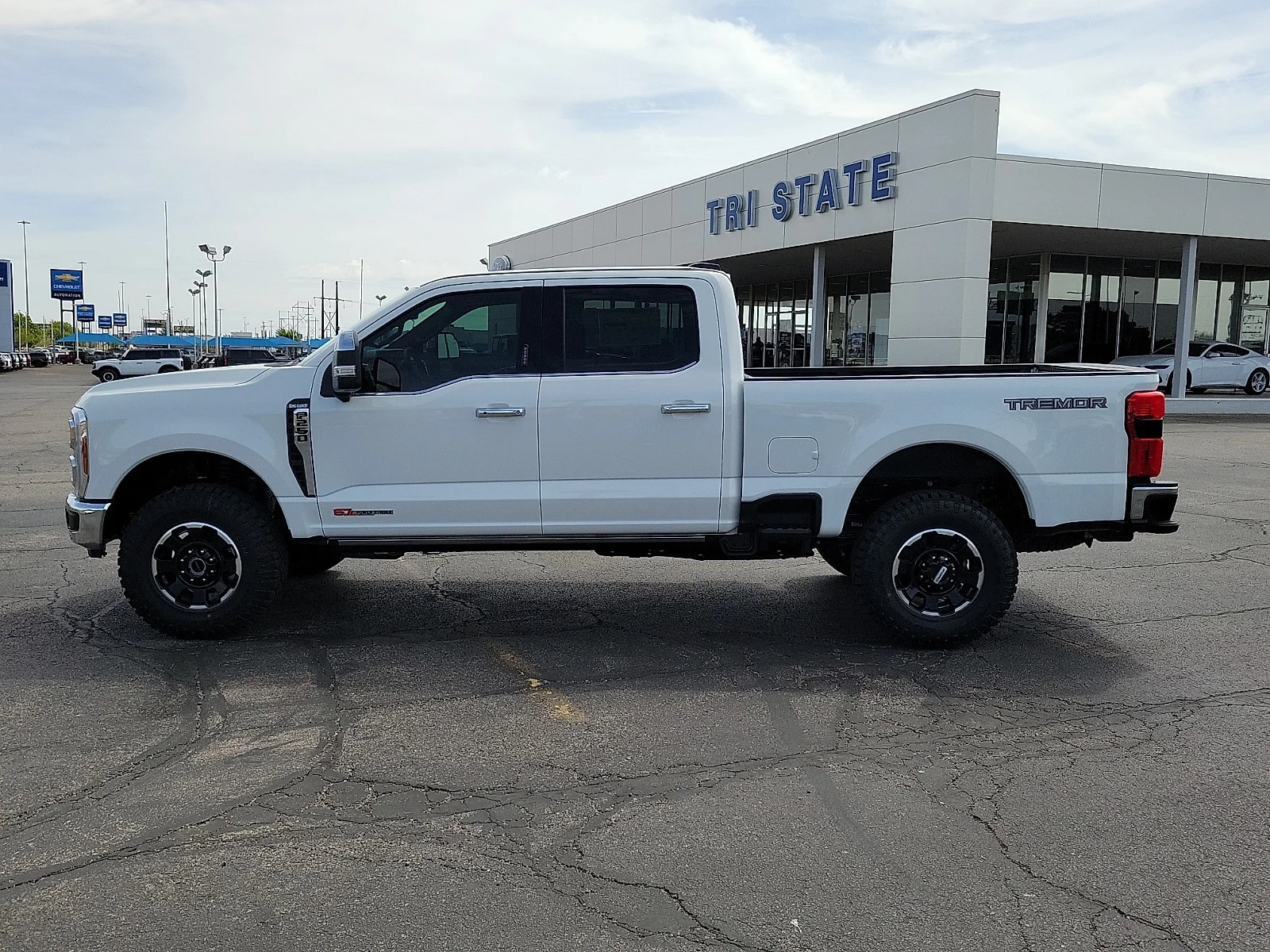 New 2026 Star White Metallic Tri-Coat Ford F-250&reg; King Ranch&reg; image 2