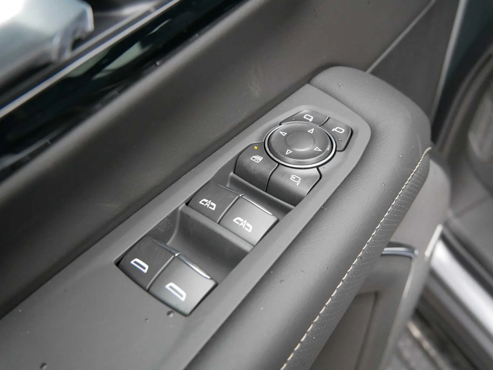 2026 Chevrolet Tahoe Premier - Photo 16