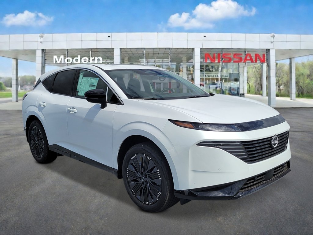 New 2026 Everest White Pearl Tricoat Nissan Platinum image 2