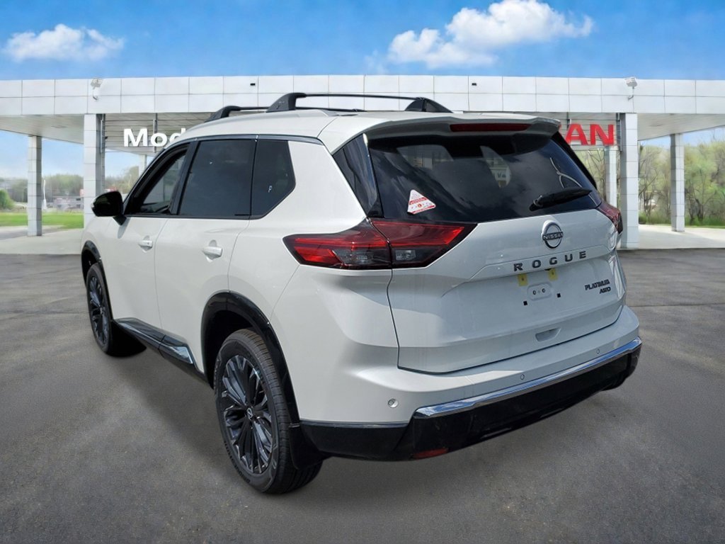 New 2026 Everest White Pearl TriCoat Nissan Platinum image 3