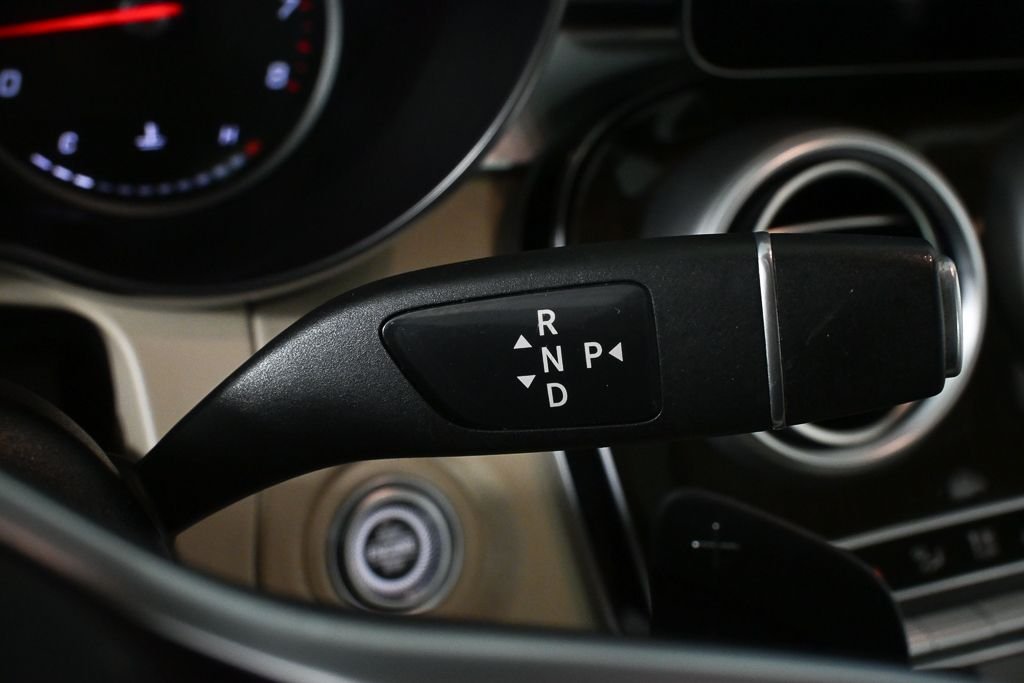 Used 2021 Blue Mercedes-Benz GLC 300 image 16