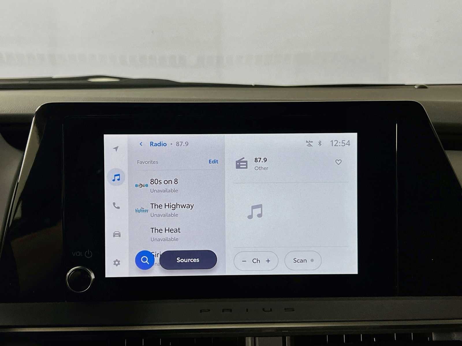 2026 Toyota Prius Plug-In Hybrid — photo 9