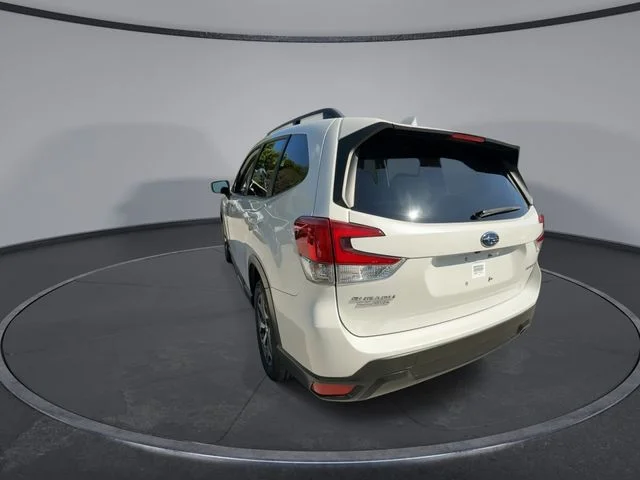 Used 2020 White Subaru Premium image 6