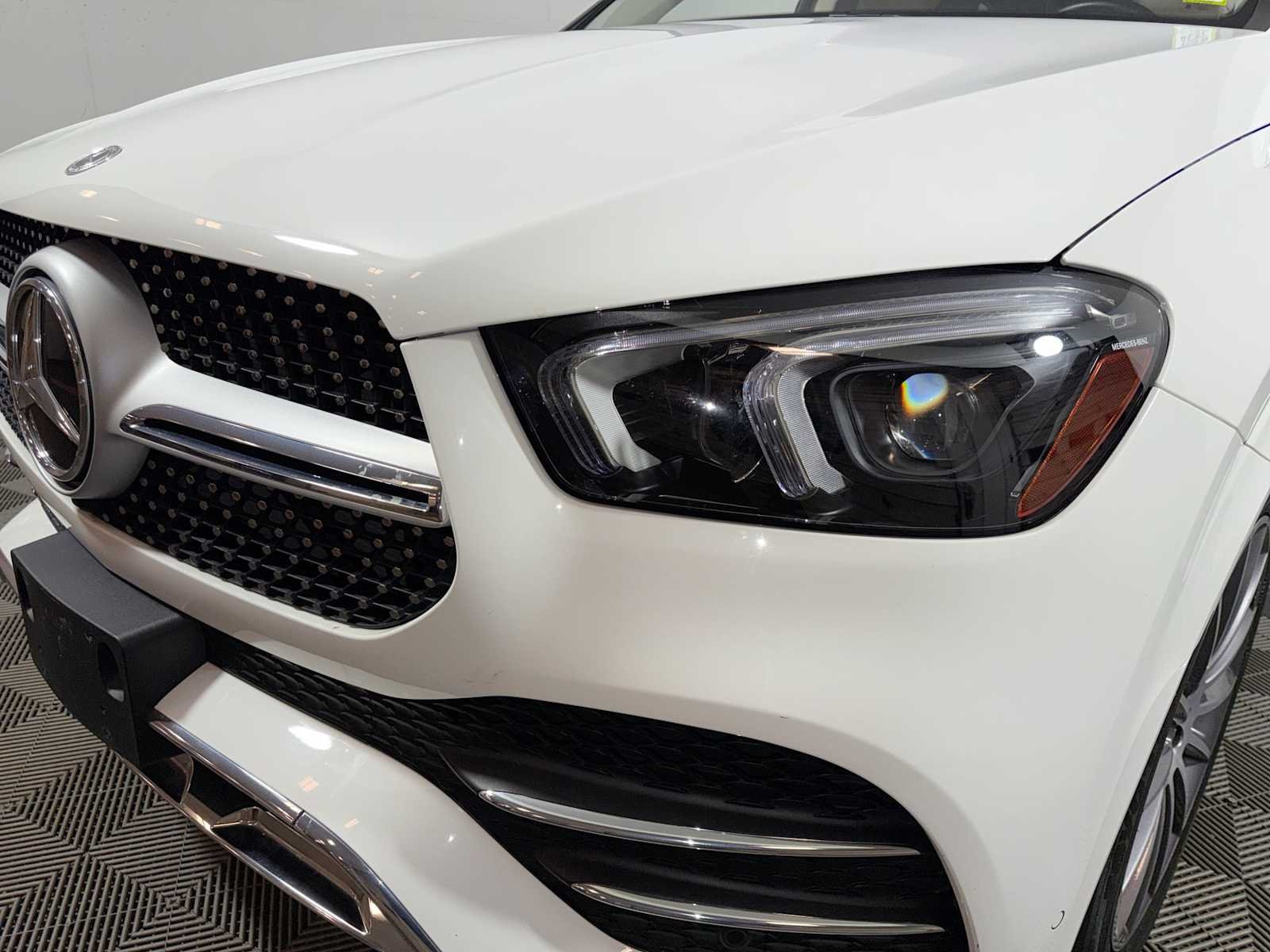 Used 2022 Polar White Mercedes-Benz GLE 350 image 26