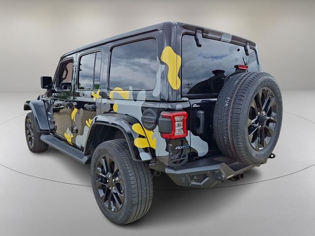 Used 2021 Black Jeep Unlimited Sahara 4xe image 7