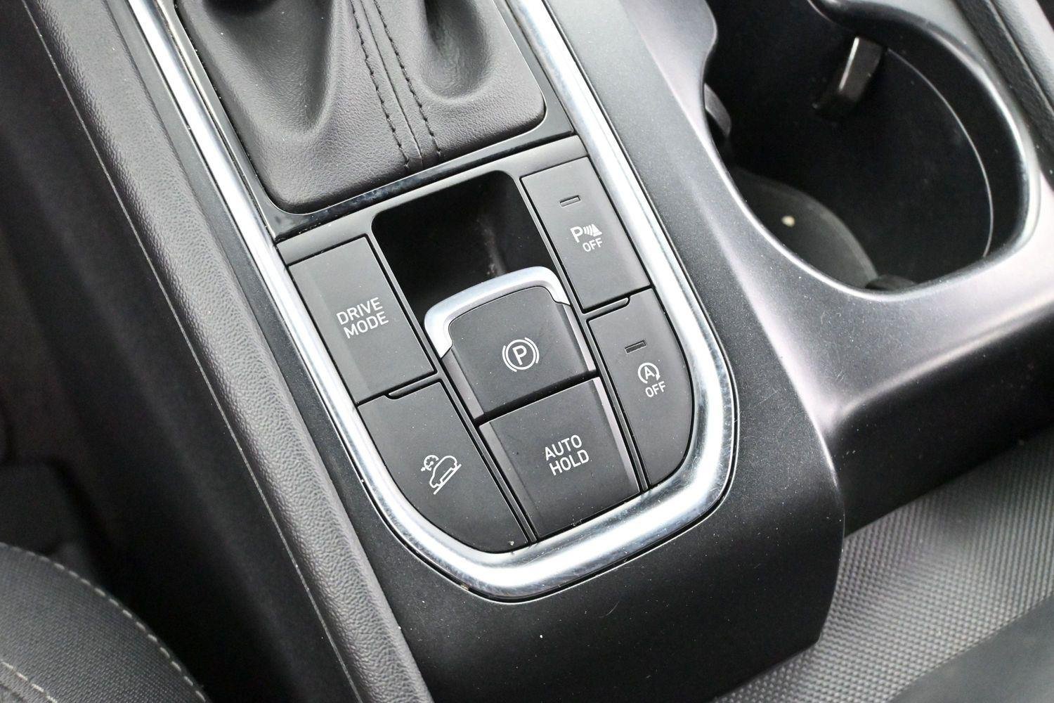 Used 2020 Twilight Black Hyundai SEL image 19