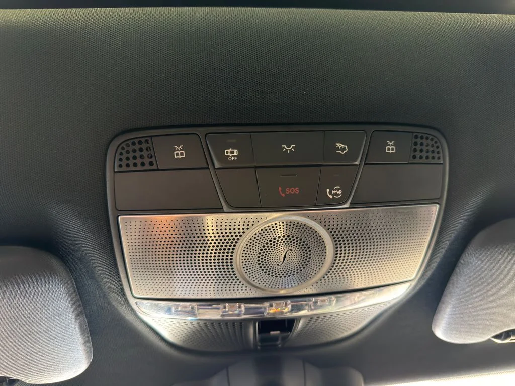 Used 2021  Mercedes-Benz G 550 image 34