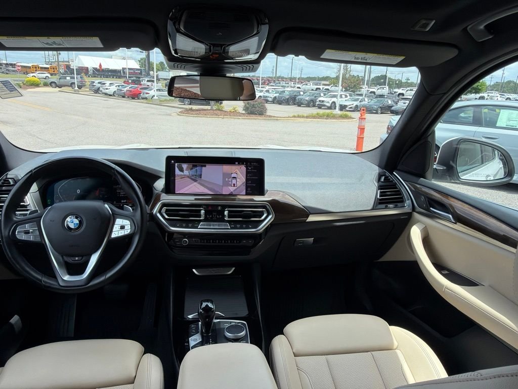 Used 2023 White BMW sDrive30i image 27