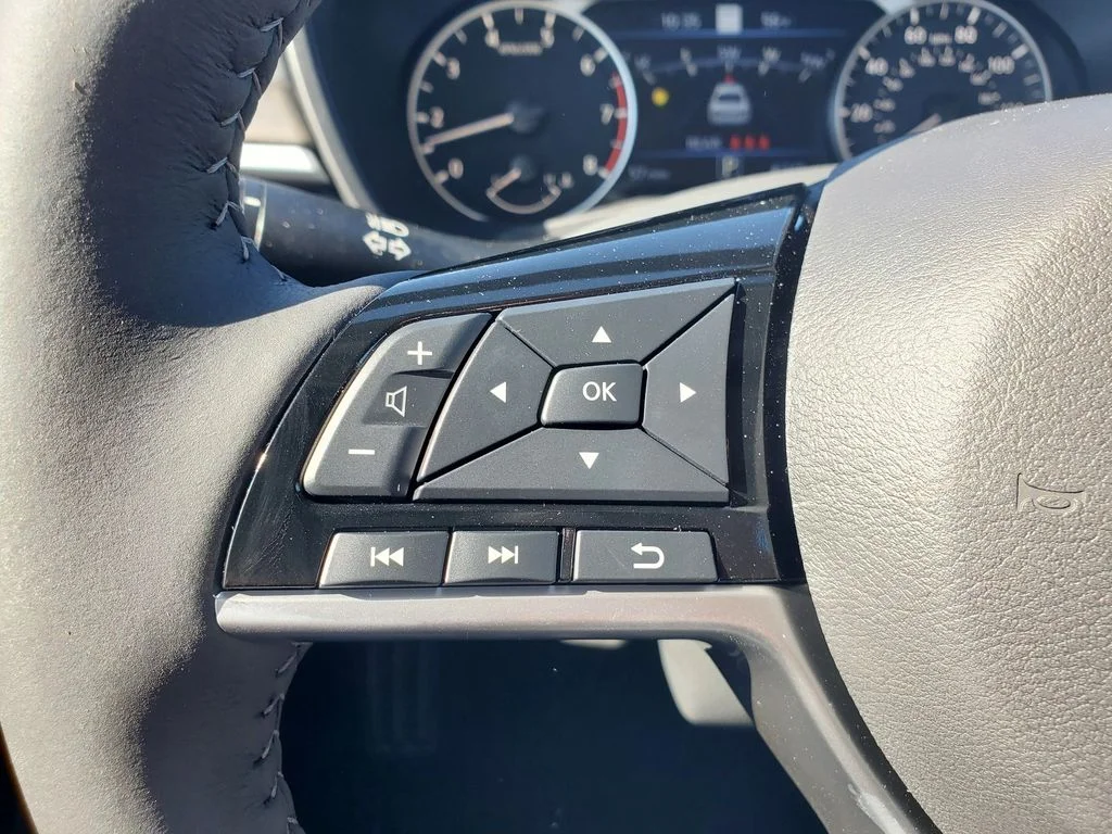 2025 Nissan Altima SL - Photo 21