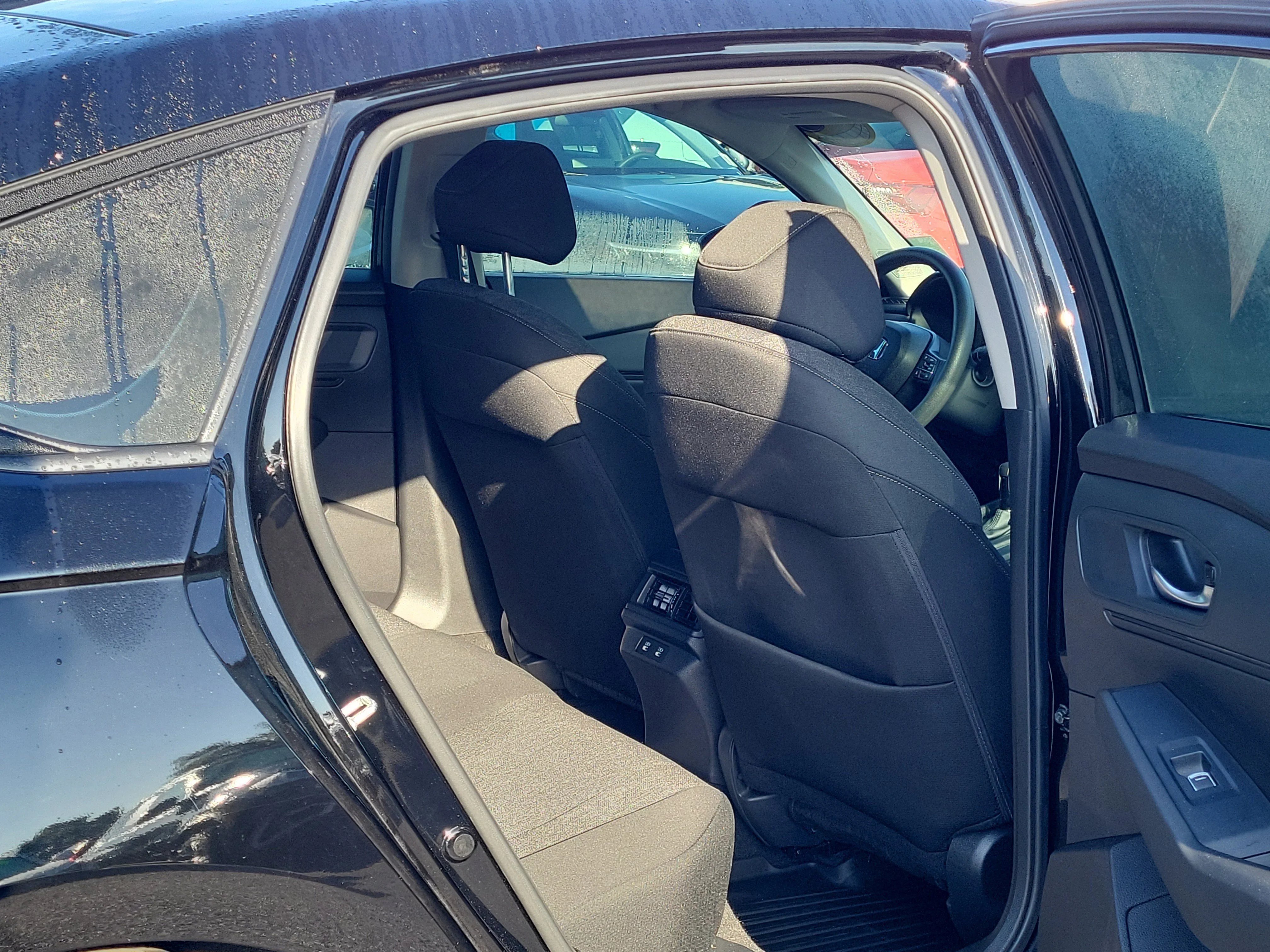 2025 Honda Accord SE - Photo 10