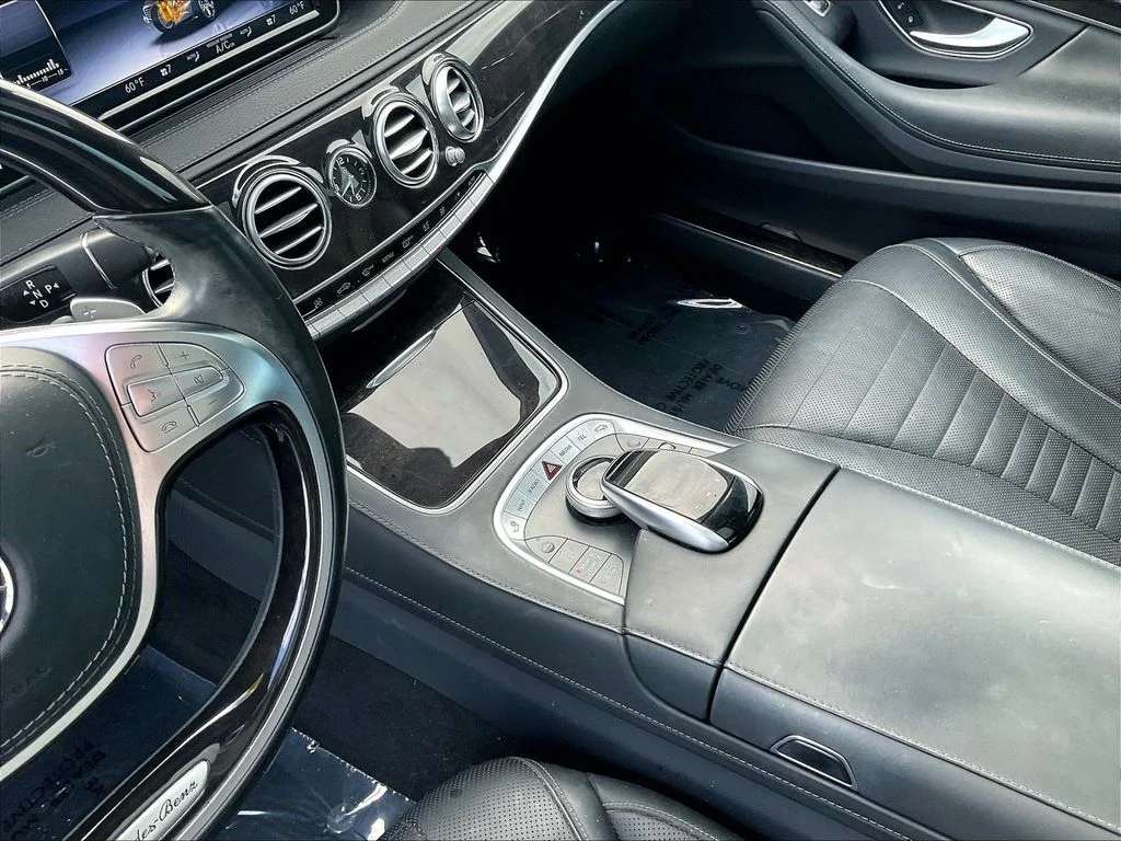 Used 2017 Gray Mercedes-Benz S 550 image 17