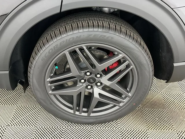 New 2026 Ford Explorer ST-Line