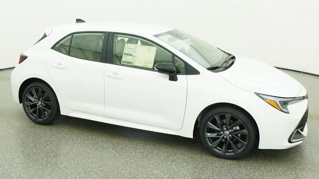 New 2026 Ice Cap Toyota XSE image 12
