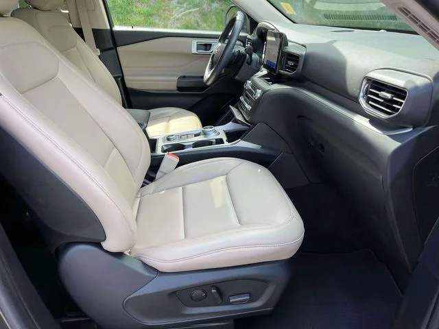 Certified Used 2020 Magnetic Ford XLT image 26