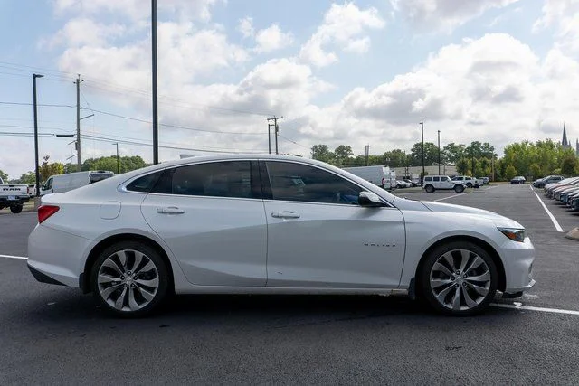 Used 2018 White Chevrolet Premier image 5