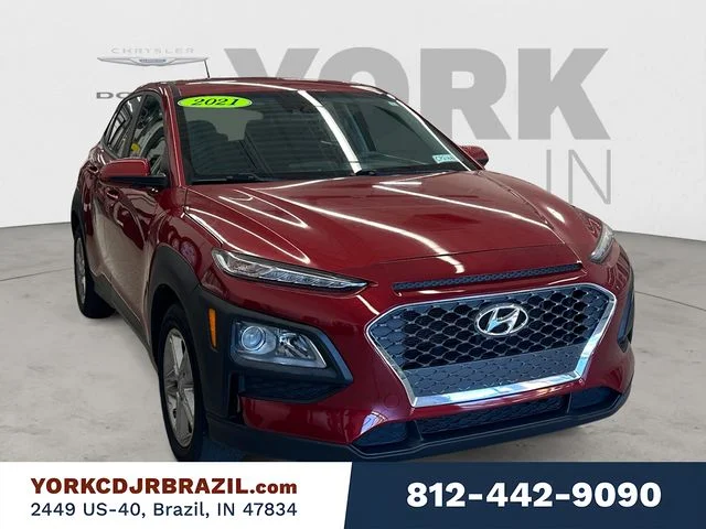 Used 2021 Red Hyundai SE image 7