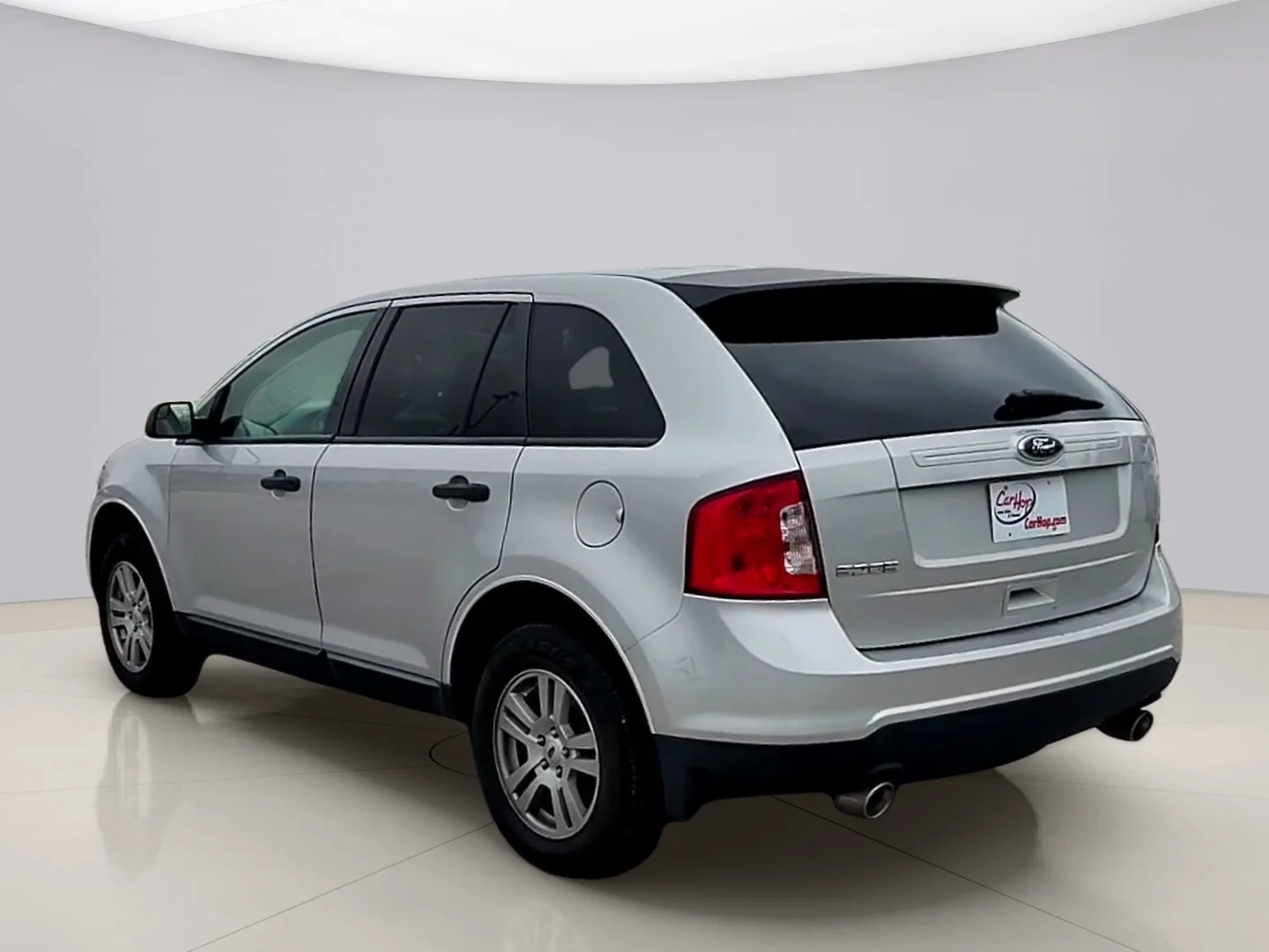 Used 2011 Silver Ford SE image 3