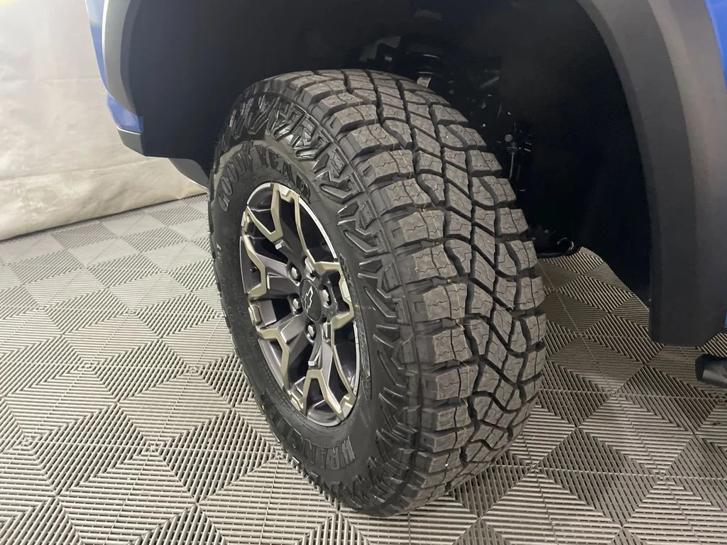 2026 Chevrolet Colorado ZR2 - Photo 27