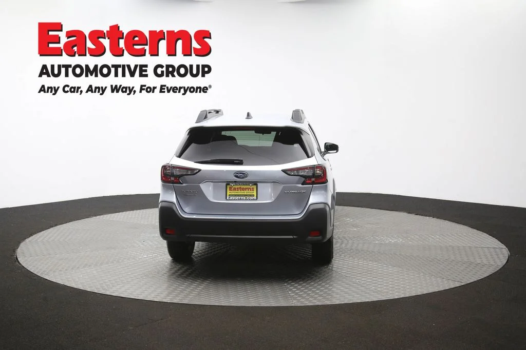 Used 2025 Silver Subaru Premium image 31