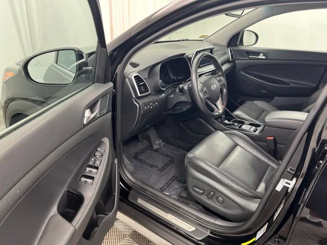 Used 2021 Black Hyundai Limited image 12