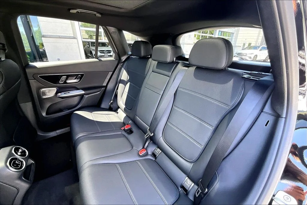 New 2026 Black Mercedes-Benz GLC 300 image 10