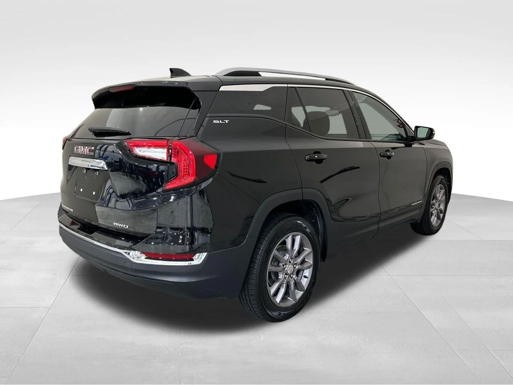 Used 2024 Black GMC SLT image 5